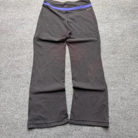 Y2K women's Nike flare leggings size medium black/purple - Picture 5 of 6